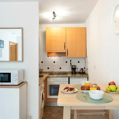 Haitzola - Zen & Cosy - Parking, Wifi & Netflix Apartment